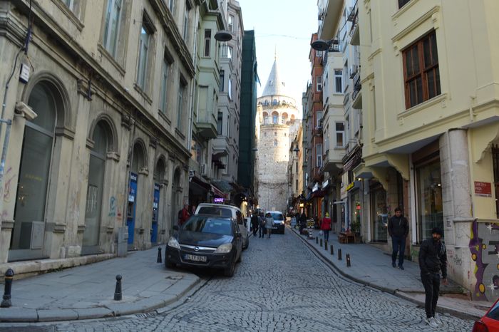 Become Augustus of the East